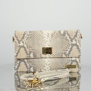 ESKA clutch from Canadian designer KODA NIVOLI.